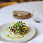 Hotell Logis & Restaurant Le Cheval Blanc Et Clovis 3*