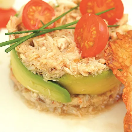 فندق Logis & Restaurant Le Cheval Blanc Et Clovis 3*