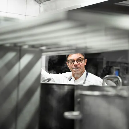 Logis & Restaurant Le Cheval Blanc Et Clovis