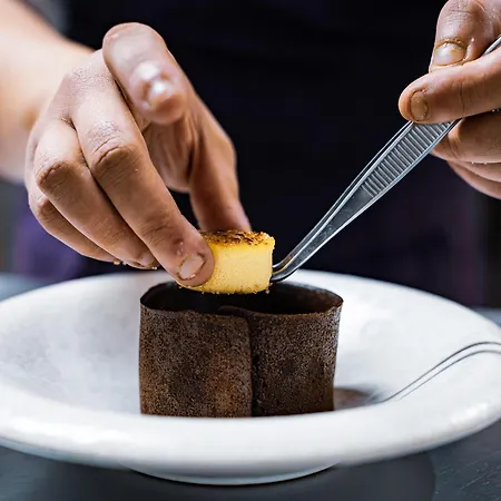 Logis & Restaurant Le Cheval Blanc Et Clovis