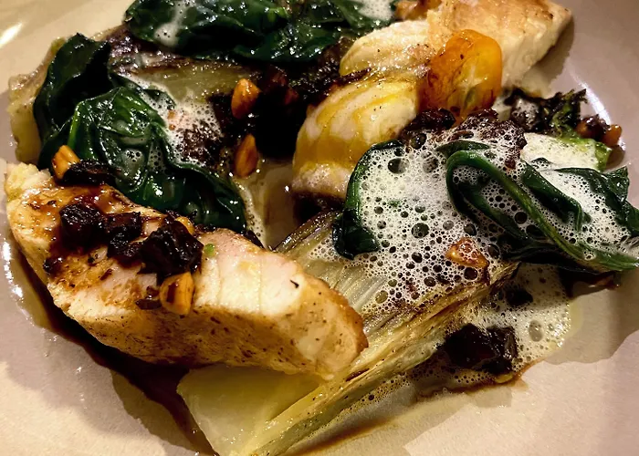 酒店 Logis & Restaurant Le Cheval Blanc Et Clovis 武耶