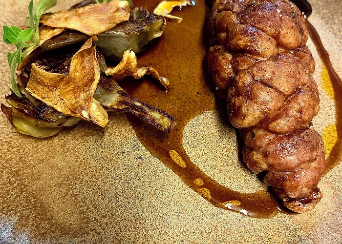 Logis & Restaurant Le Cheval Blanc Et Clovis 酒店 武耶